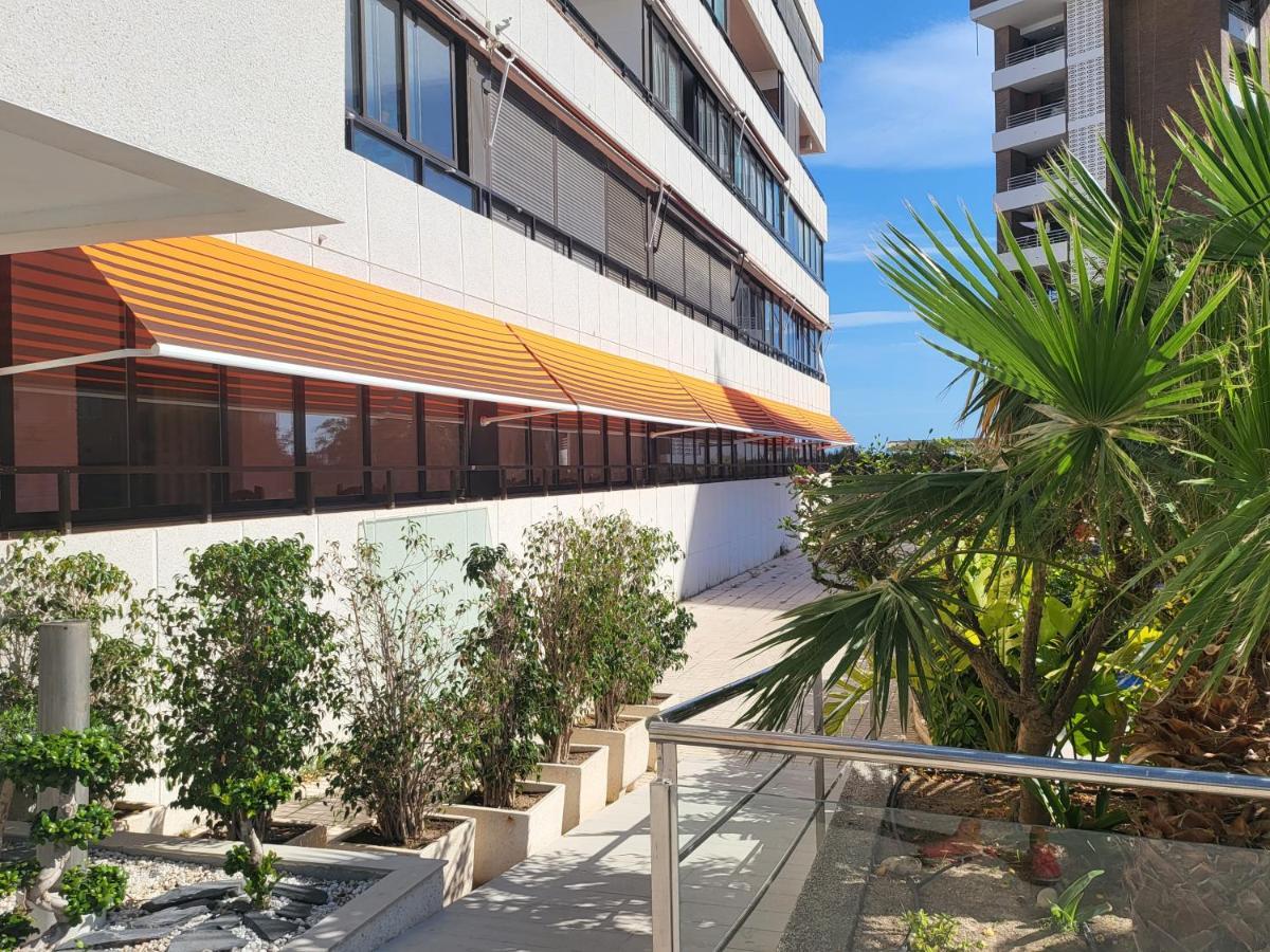 Trinisol II Private Apartments With Sea View Benidorm Exterior foto